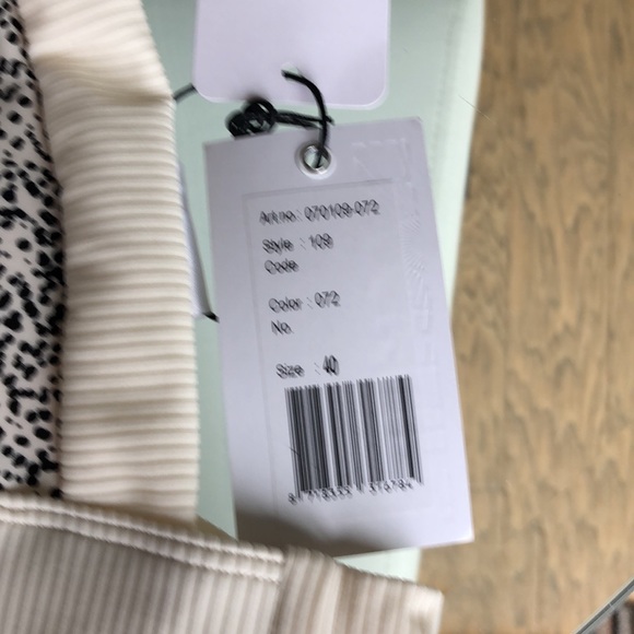 Cream and leopard print bikini top. - Picture 3 of 5